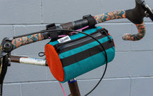 Load image into Gallery viewer, Road Runner BURRITO SUPREME - HANDLEBAR BAG: 2.6L
